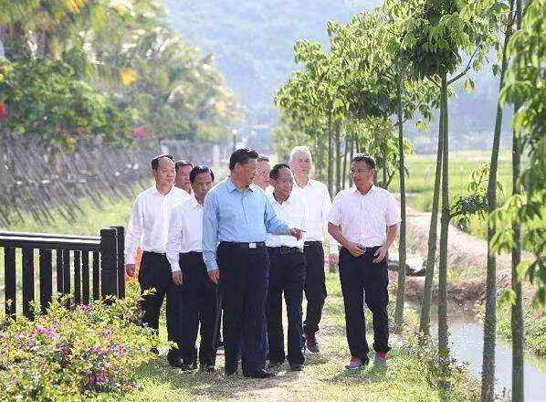 习近平同志在海南考察